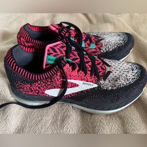 Brooks Bedlam Sneakers Size 9